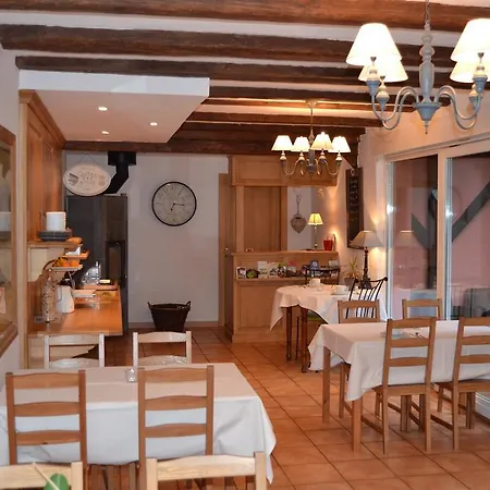La Maison Des Remparts